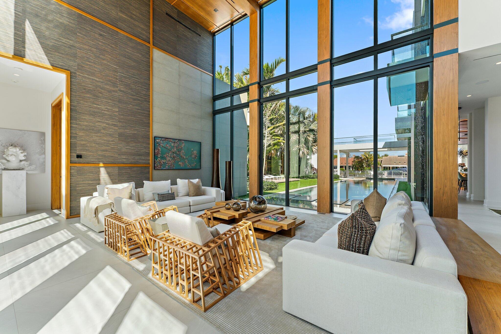 ADMIRALS COVE - Residential