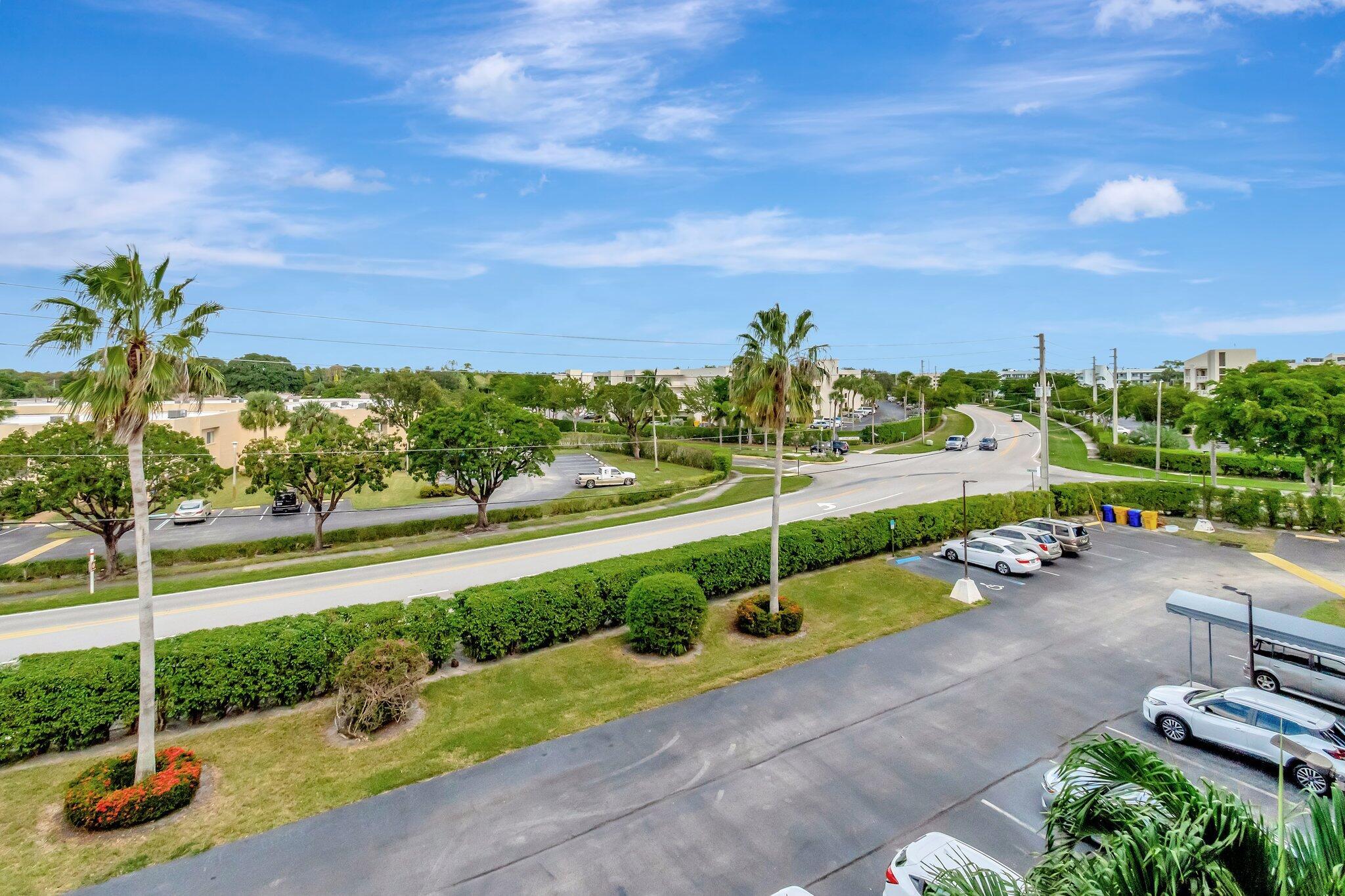 CARLISLE AT POINCIANA CON - Residential