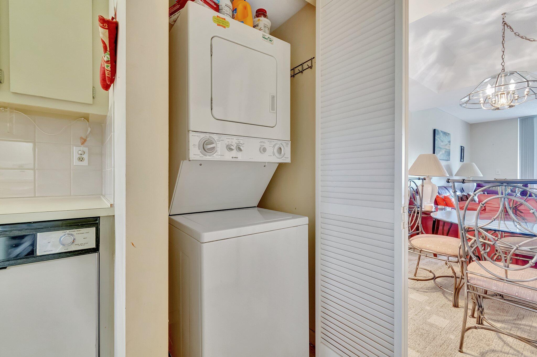 CARLISLE AT POINCIANA CON - Residential