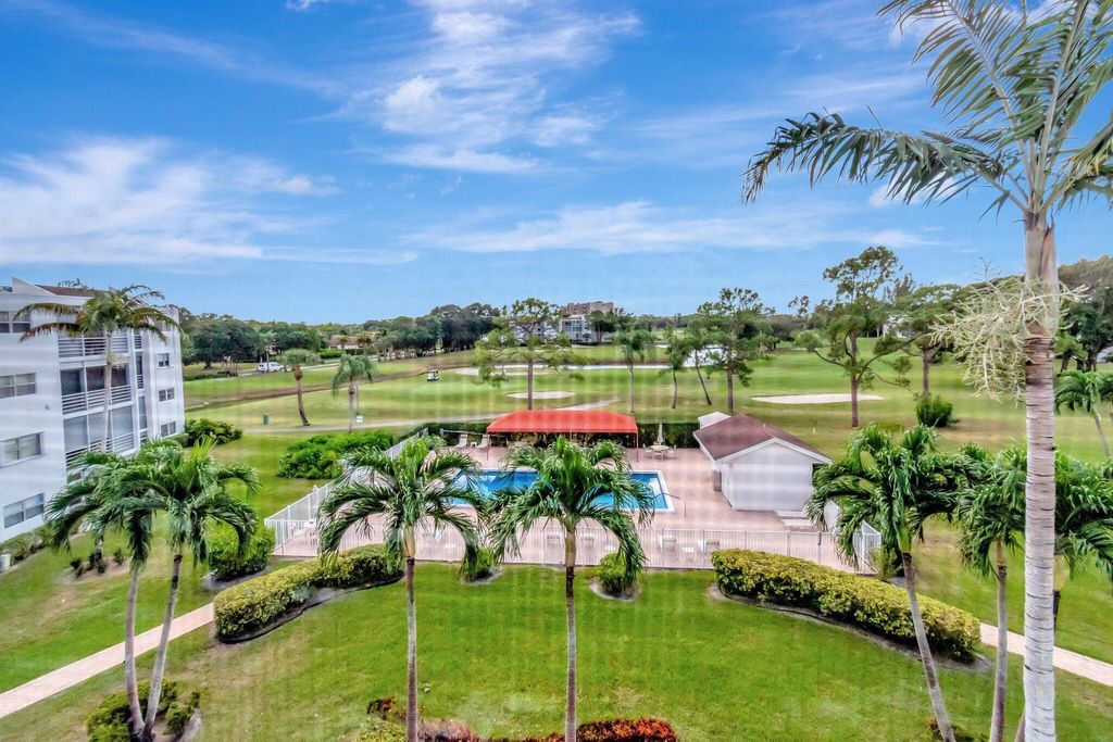 Photo of 6850 10th Avenue N #408, Lake Worth, FL 33467 (MLS # R11146780)