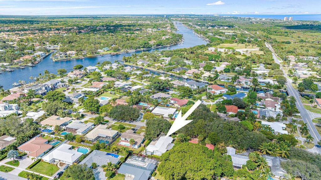 Photo of 2068 Radnor Road, North Palm Beach, FL 33408 (MLS # R10935031)
