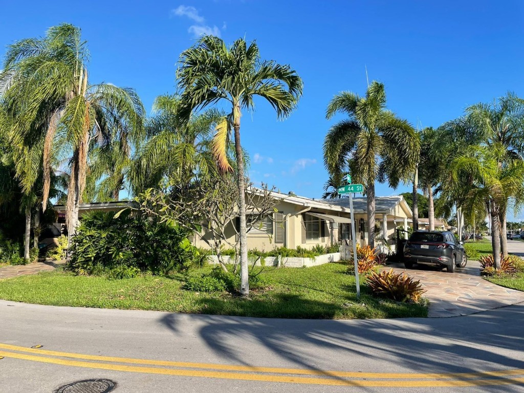 Mainlands of Tamarac - Residential