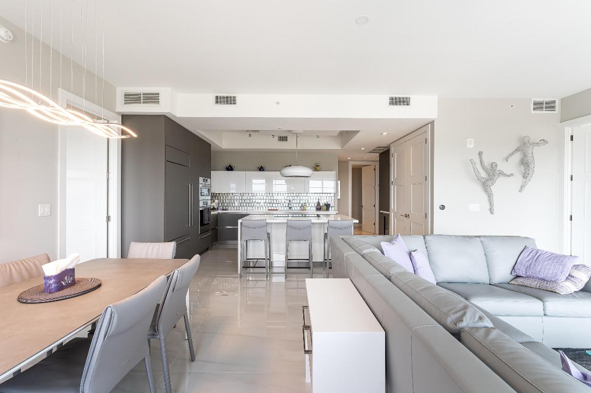 TOWER 155 - Residential