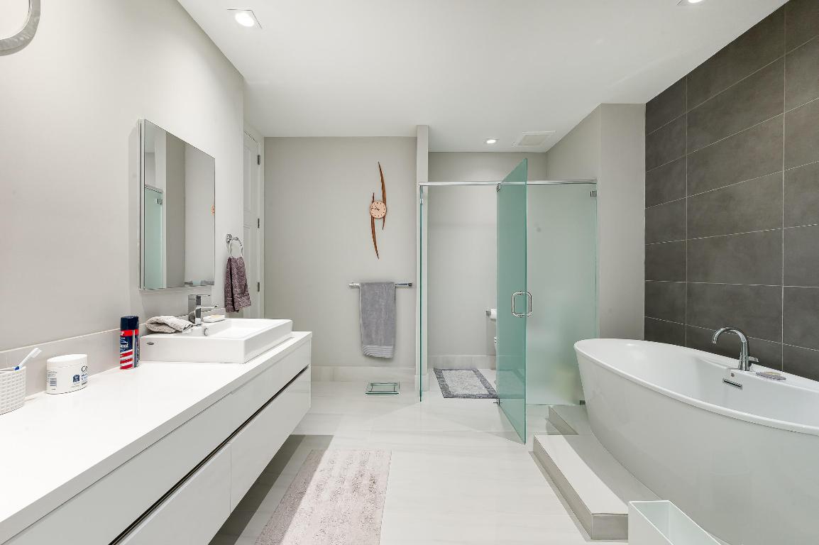 TOWER 155 - Residential