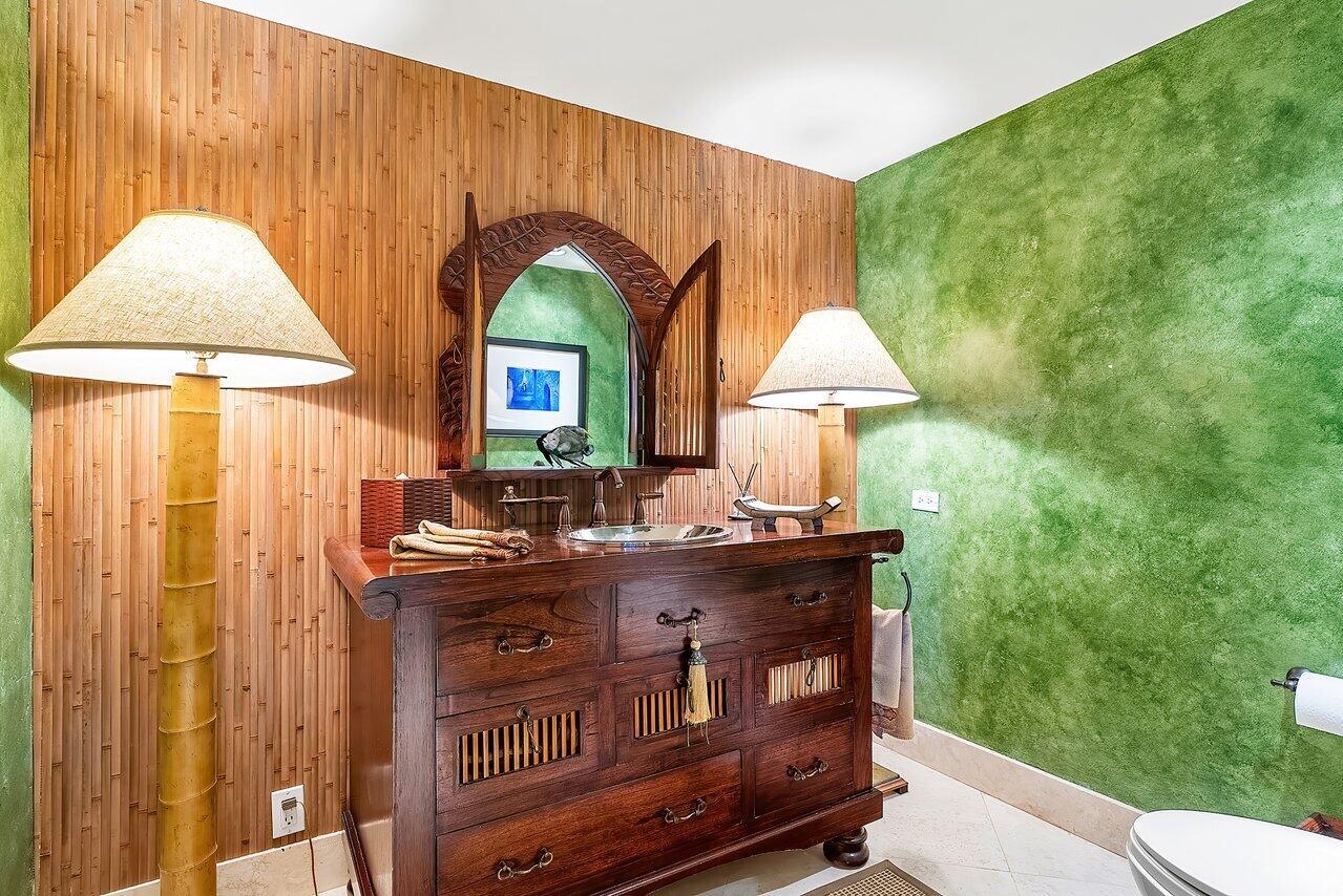 PRESIDENTIAL PLACE CONDO - Residential