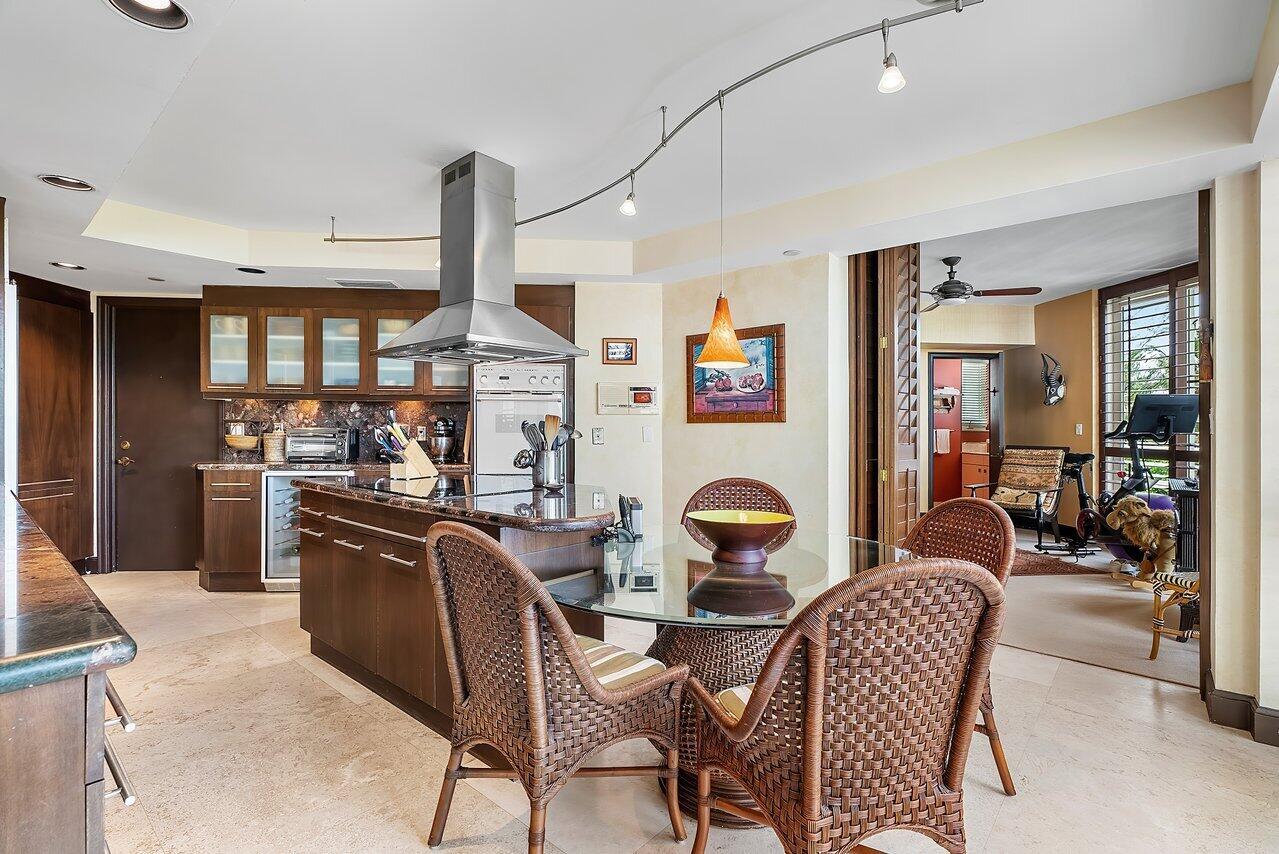 PRESIDENTIAL PLACE CONDO - Residential