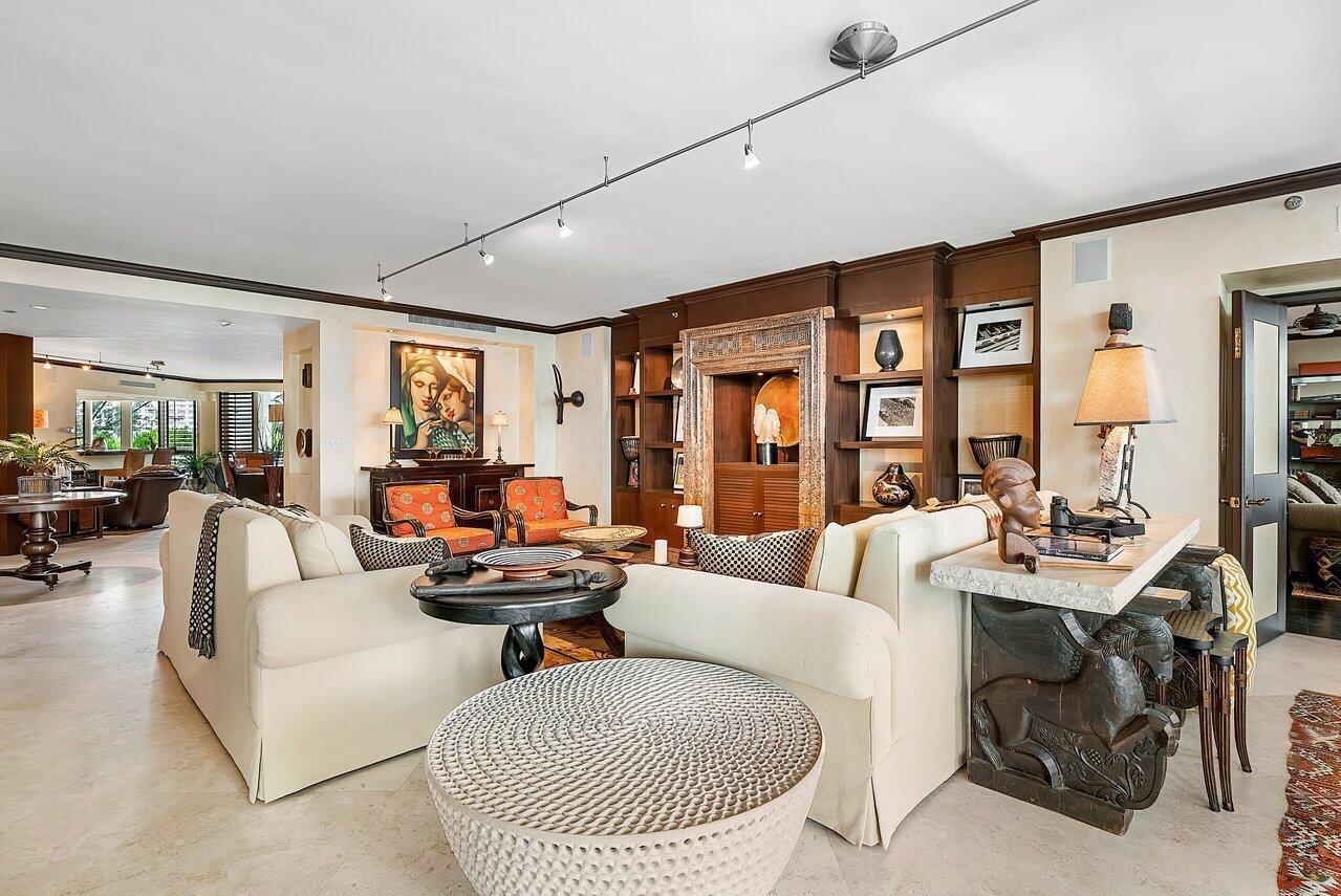 PRESIDENTIAL PLACE CONDO - Residential