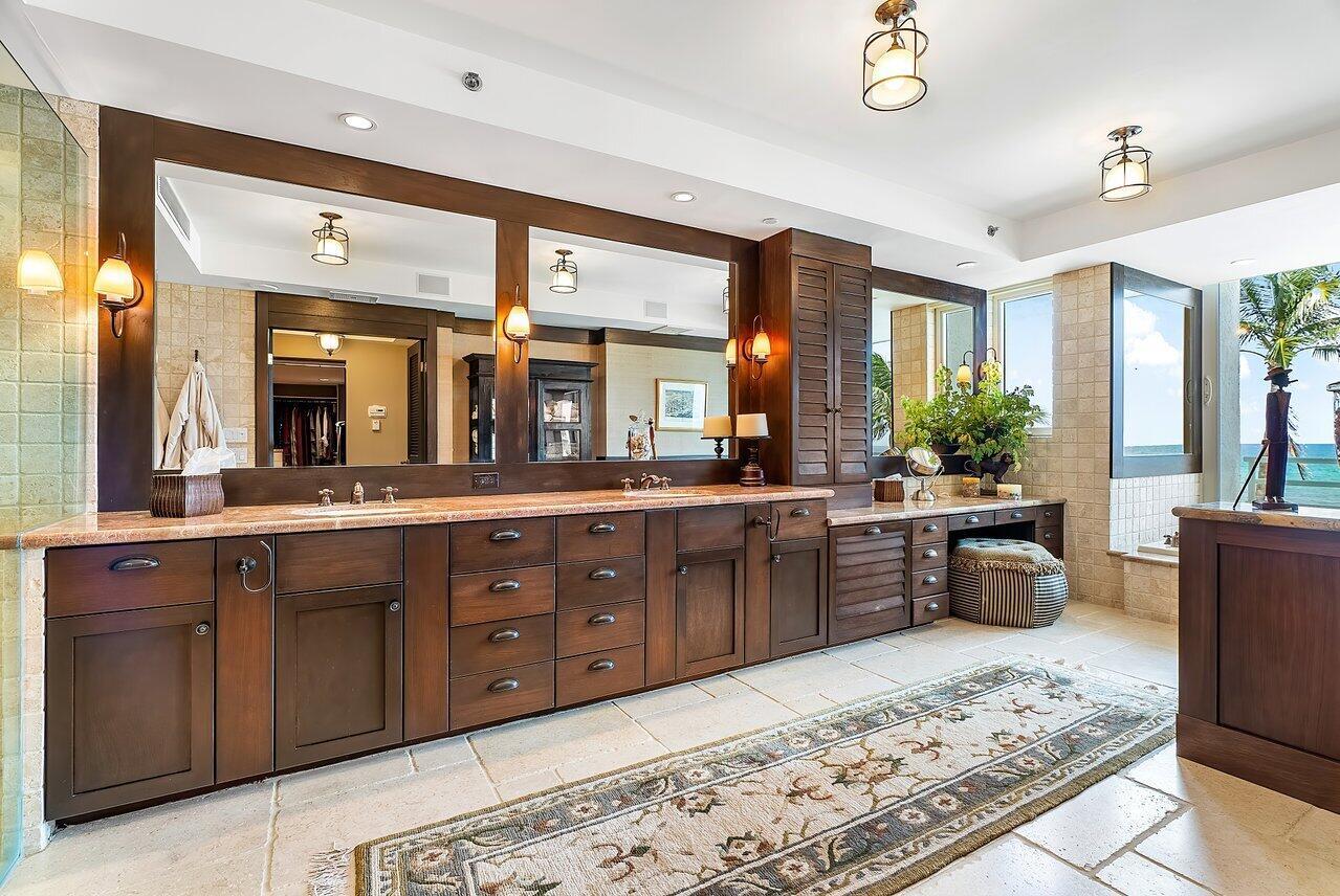 PRESIDENTIAL PLACE CONDO - Residential