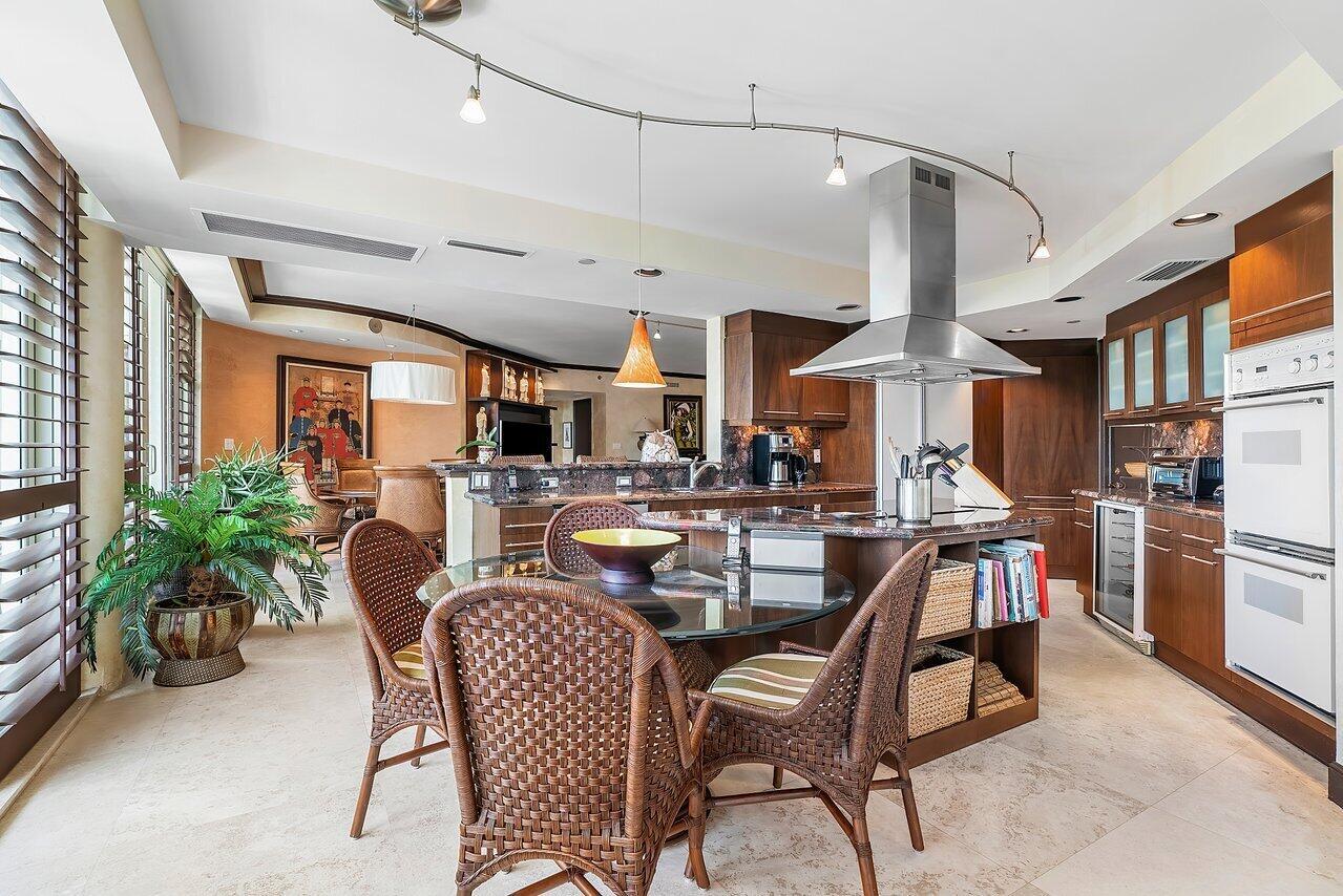 PRESIDENTIAL PLACE CONDO - Residential