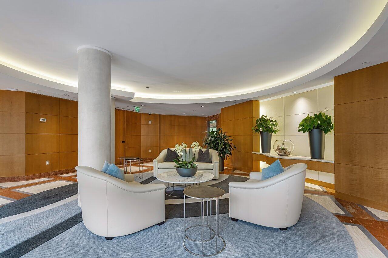 PRESIDENTIAL PLACE CONDO - Residential