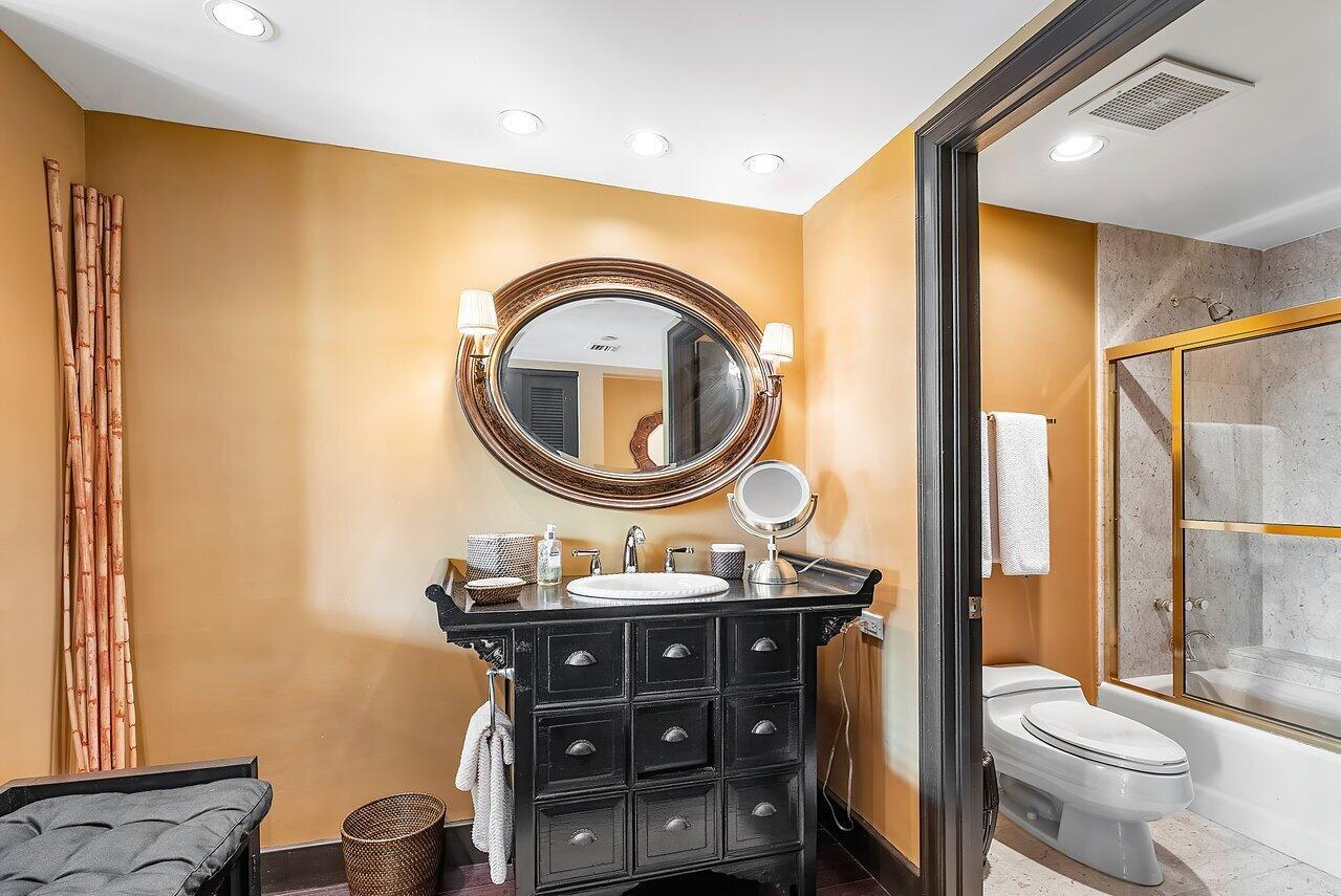 PRESIDENTIAL PLACE CONDO - Residential