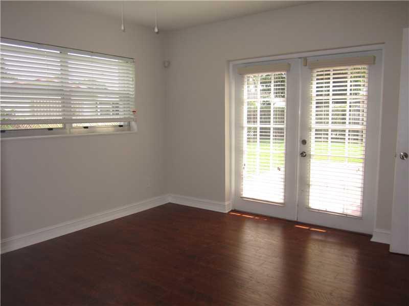 CORAL RIDGE ISLES - Residential Lease