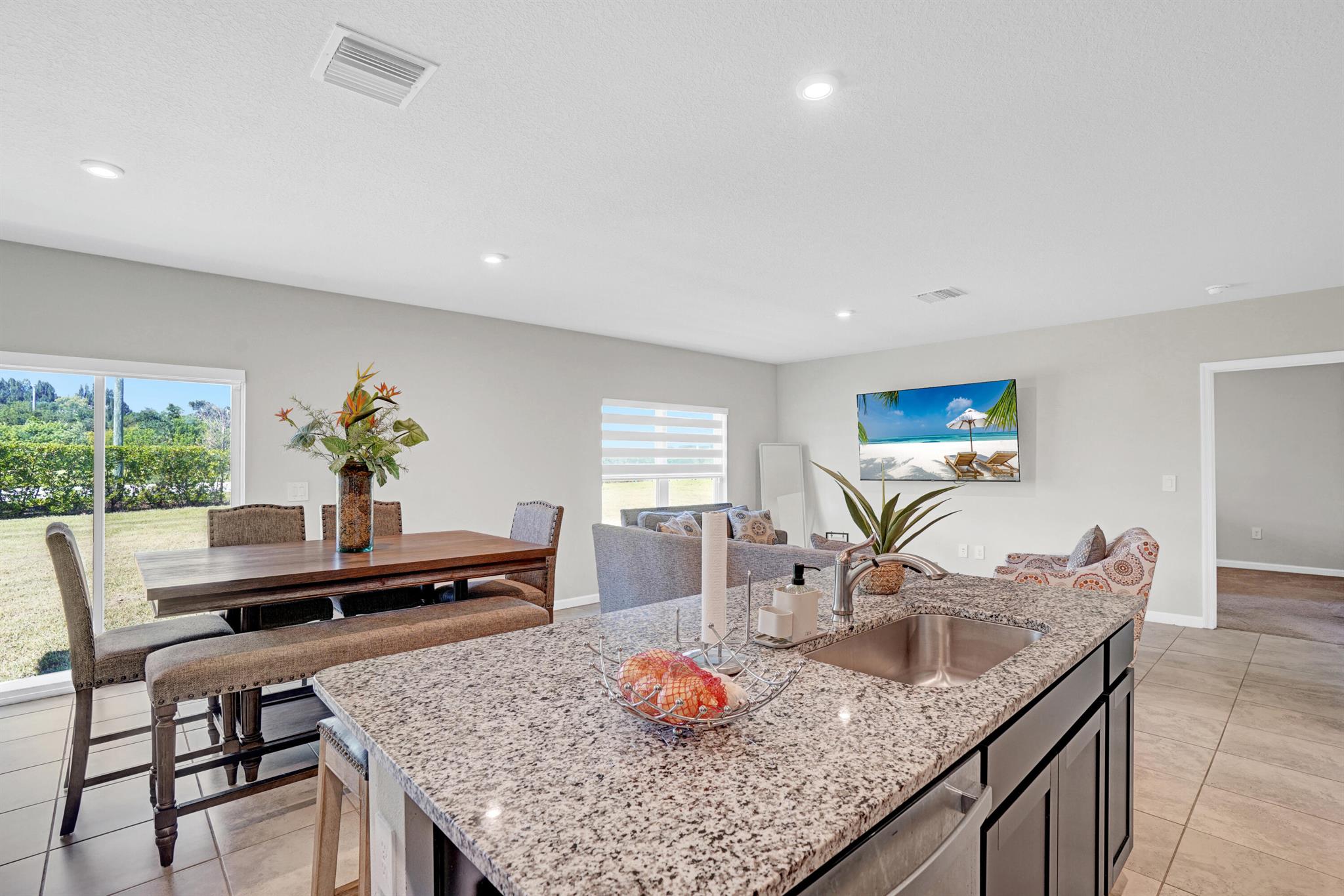 AVALON CROSSING - Residential Lease