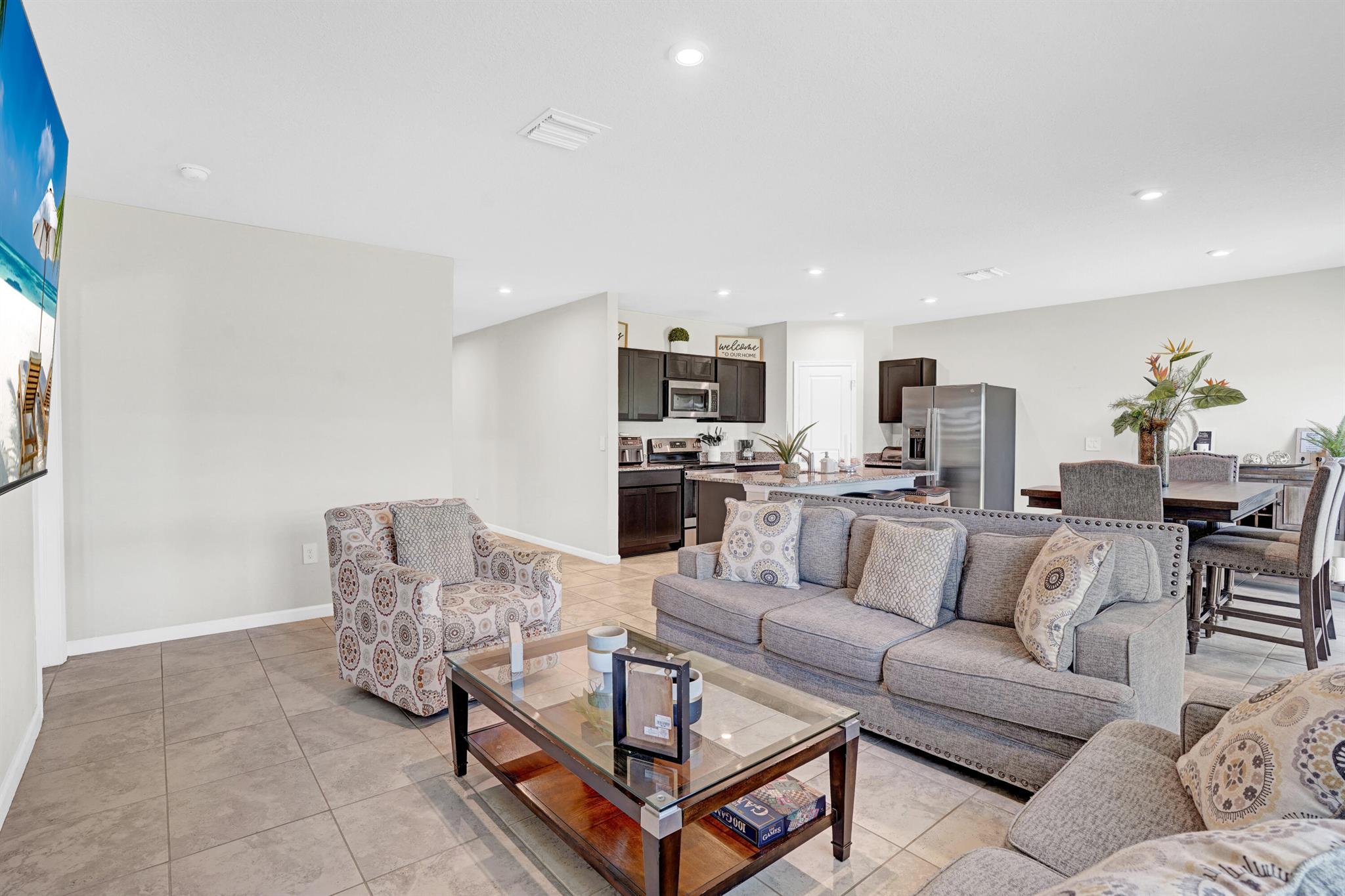 AVALON CROSSING - Residential Lease