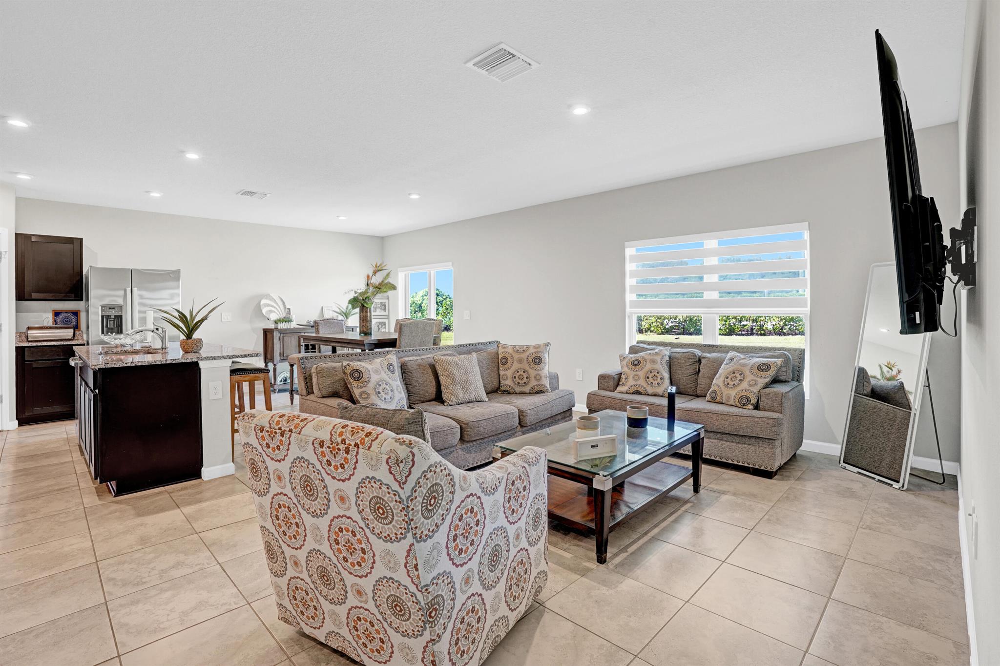 AVALON CROSSING - Residential Lease