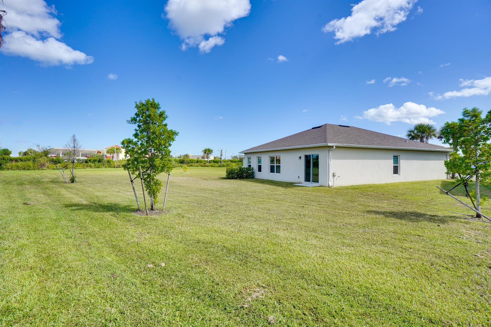 AVALON CROSSING - Residential Lease