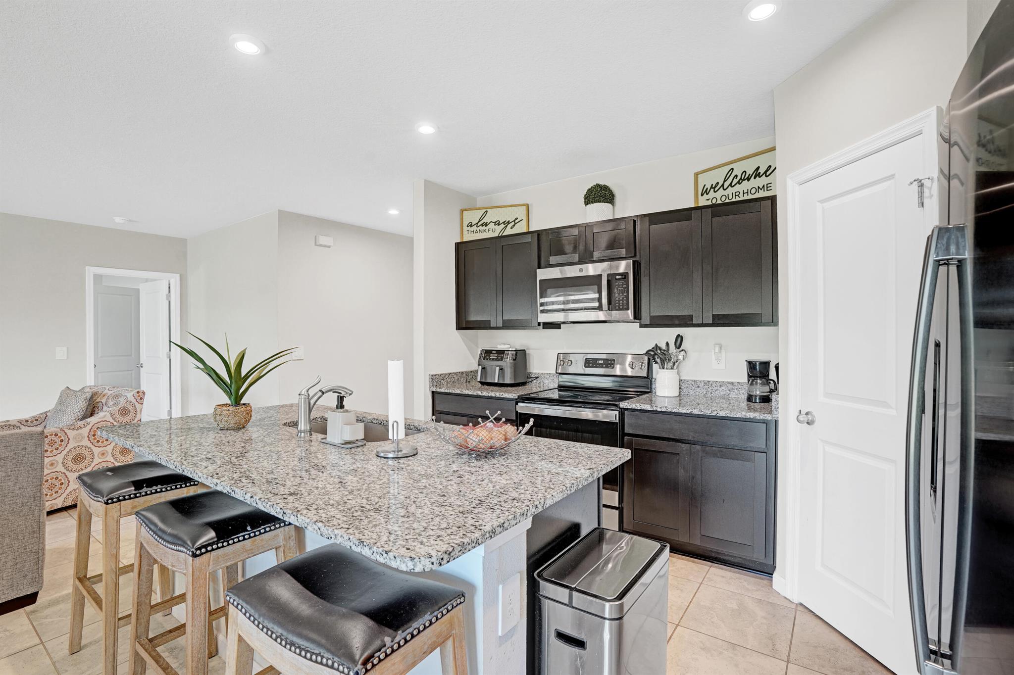 AVALON CROSSING - Residential Lease