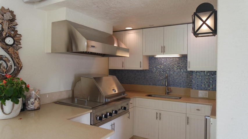 OLD TOWNE AT JUNO BEACH - Residential