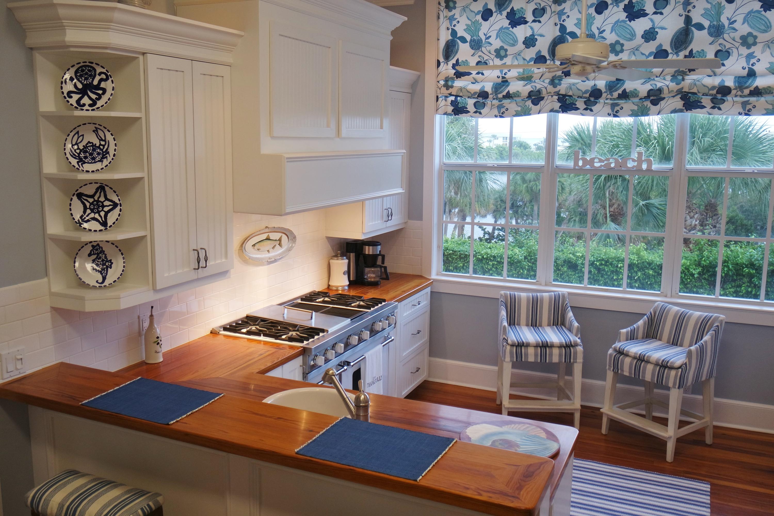 OLD TOWNE AT JUNO BEACH - Residential