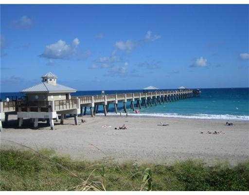 OLD TOWNE AT JUNO BEACH - Residential