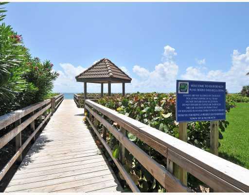 OLD TOWNE AT JUNO BEACH - Residential