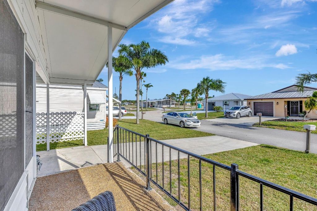Photo of 31 La Puerta Del Norte, Fort Pierce, FL 34951 (MLS # F10539288)