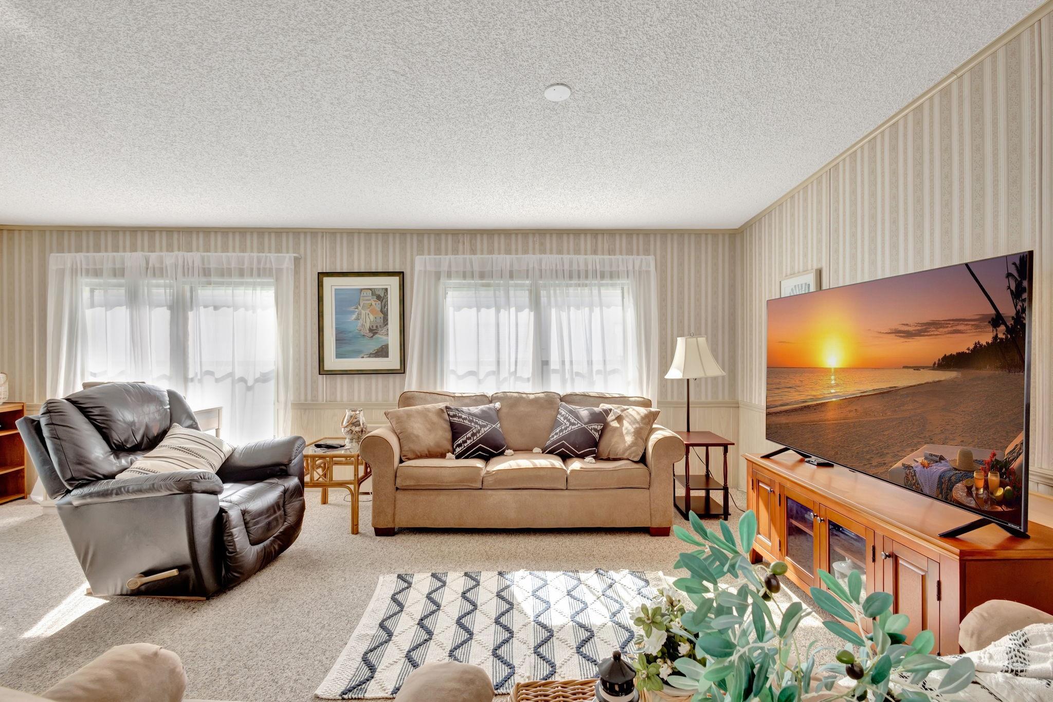 Spanish Lakes Country Club - Residential