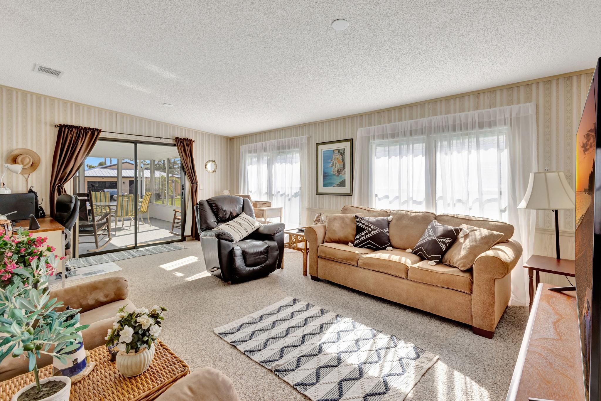 Spanish Lakes Country Club - Residential