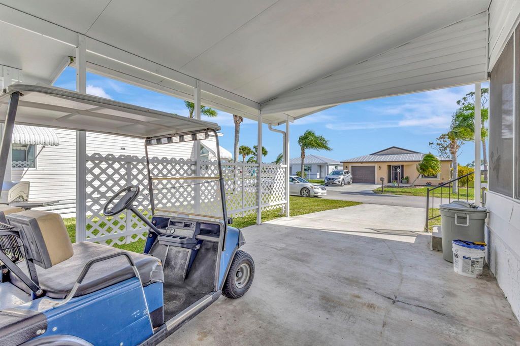 Photo of 31 La Puerta Del Norte, Fort Pierce, FL 34951 (MLS # F10539288)