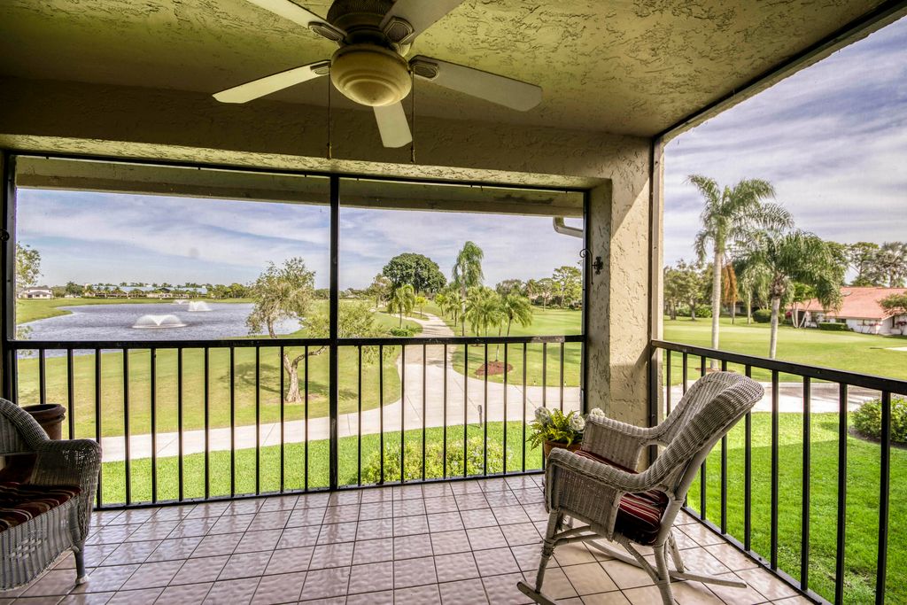 Photo of 13403 Touchstone Place #202, Palm Beach Gardens, FL 33418 (MLS # R11147034)