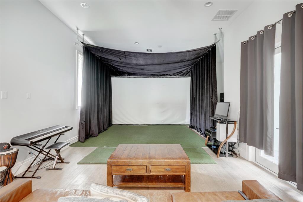 FOX RUN - Residential