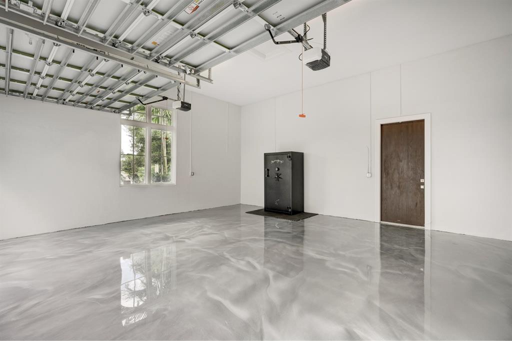 FOX RUN - Residential