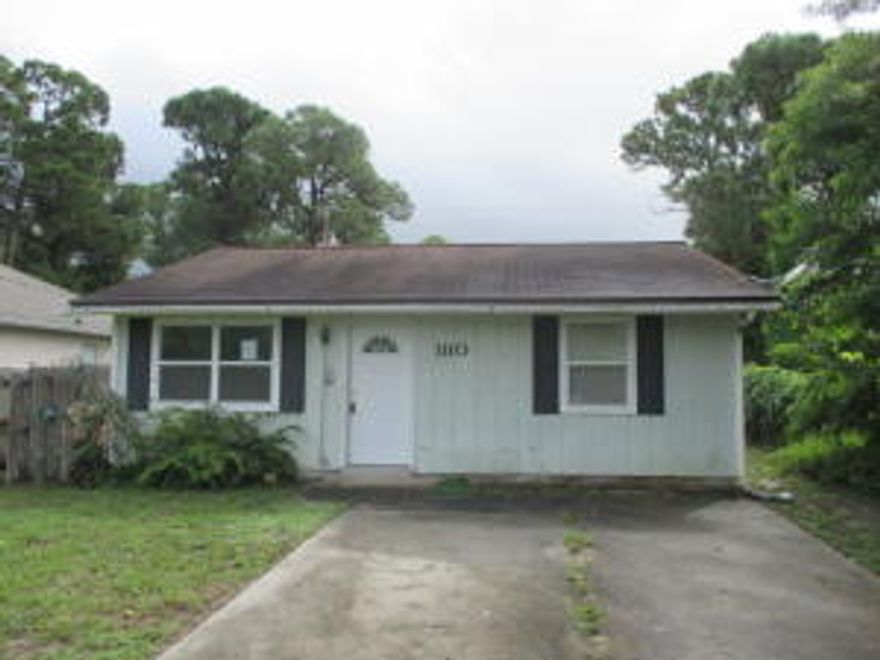 Single-Family Home in Vero Beach's Oslo Park Addition.  Approximately 1060 square feet of living space with 2 Bedrooms and 1 Bath.  Front entry opens into the Living Room.  Kitchen & Dining Combo.  Utility/Laundry Closet Area indoors.  Enclosed Patio.  Agents or their buyers to verify all room measurements and the front exposure.  Call for an appointment to see today!