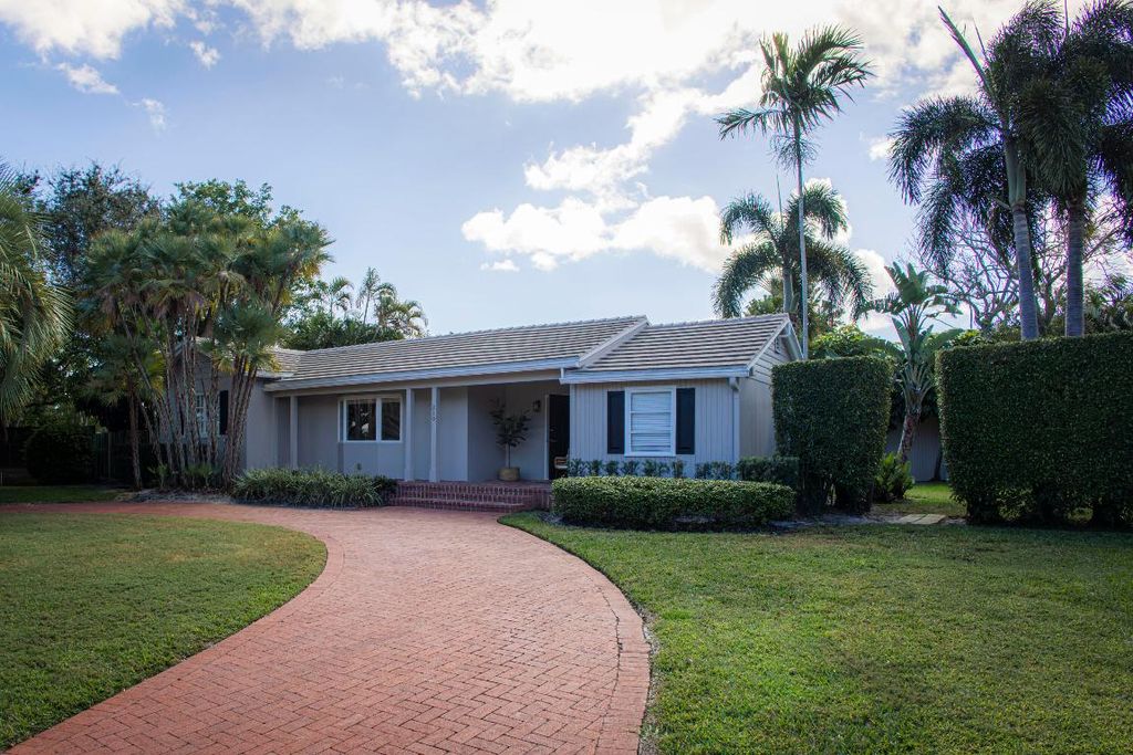 Photo of 210 Miramar Way, West Palm Beach, FL 33405 (MLS # R11150505)