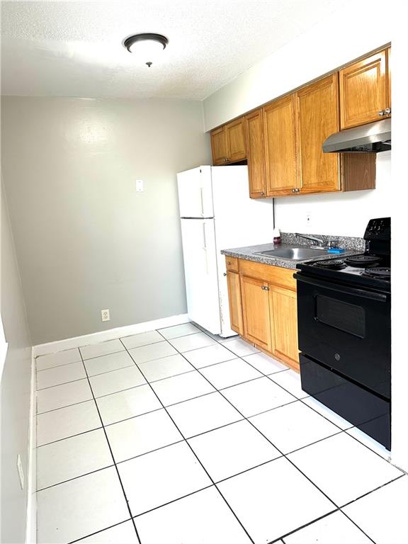 CONT N 75, ELY 123, 575 - Residential Lease