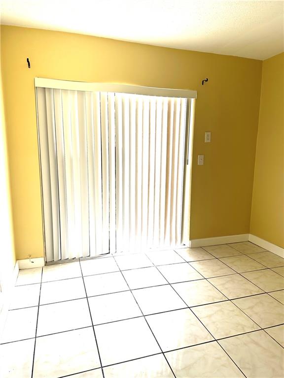 CONT N 75, ELY 123, 575 - Residential Lease