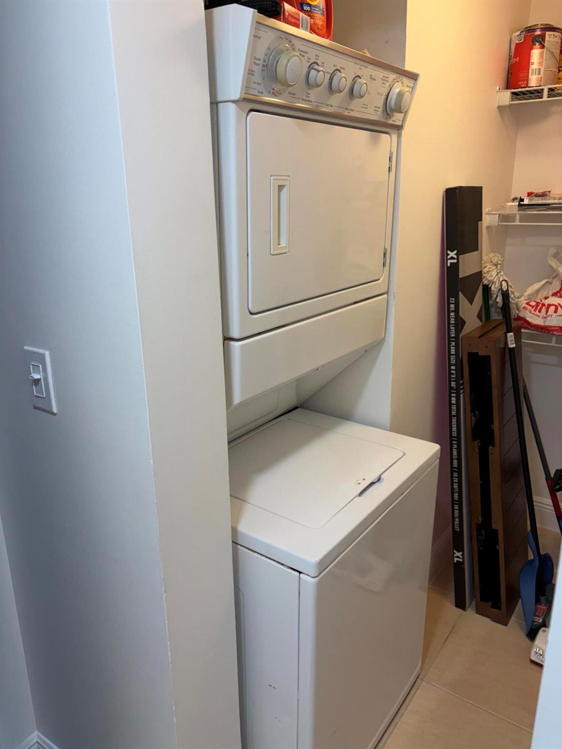 610 Clematis - Residential Lease