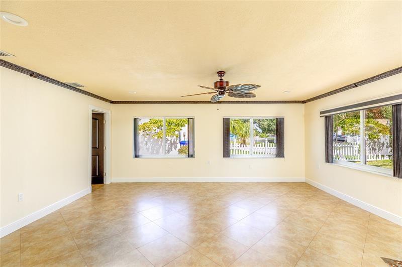 Hollywood Beach Heights S - Residential