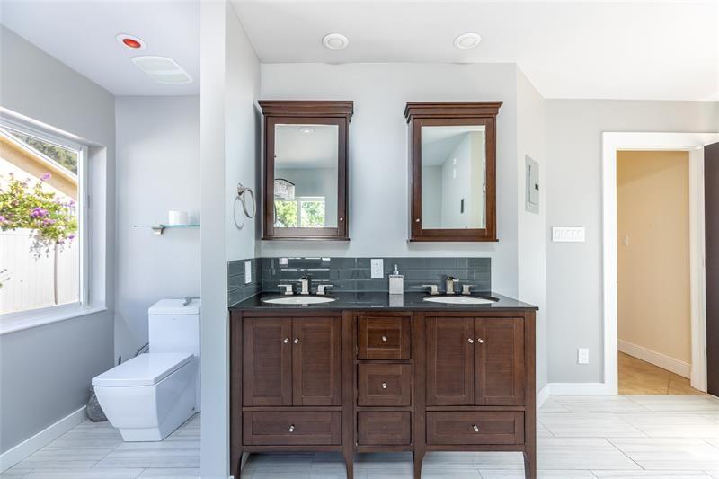 Hollywood Beach Heights S - Residential