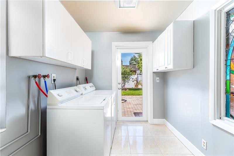 Hollywood Beach Heights S - Residential