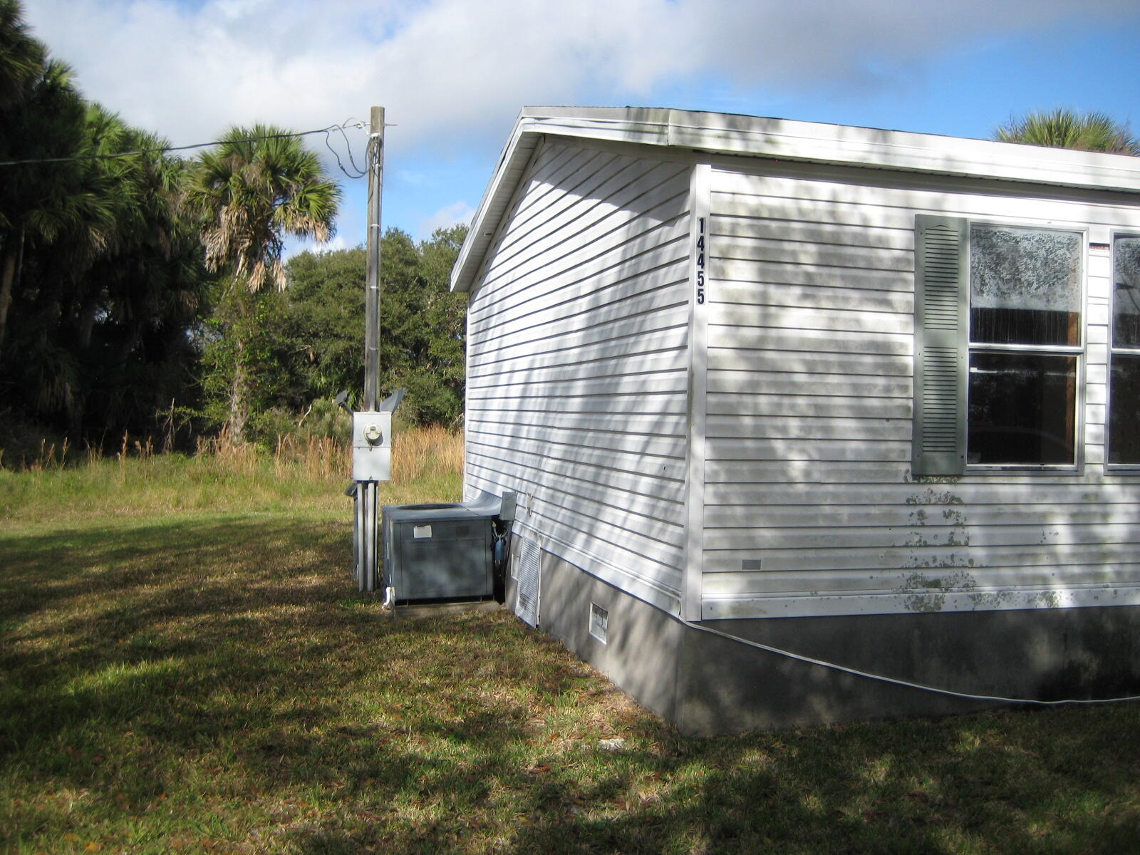 LOTS 0 & P OF TRACT 1 EAST 1/2 OF THE SOUTH 1/2 OF - Residential