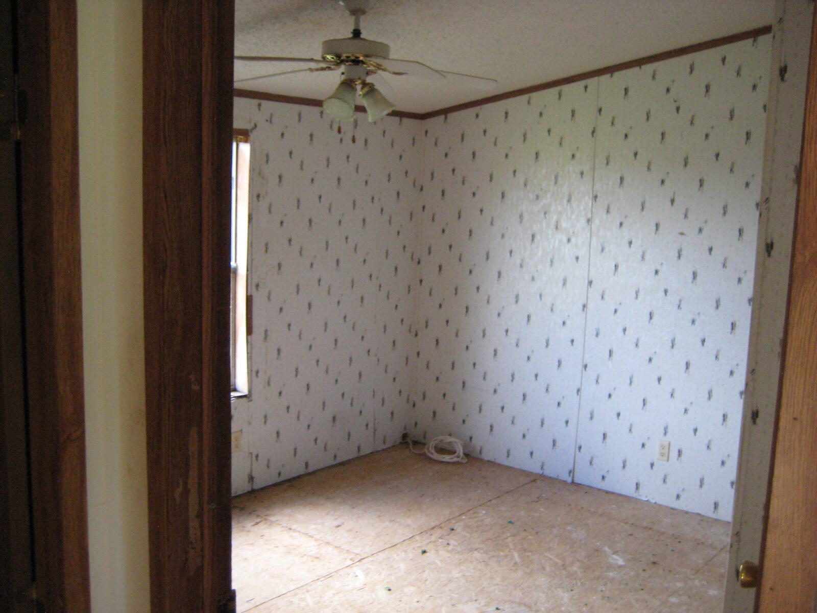 LOTS 0 & P OF TRACT 1 EAST 1/2 OF THE SOUTH 1/2 OF - Residential