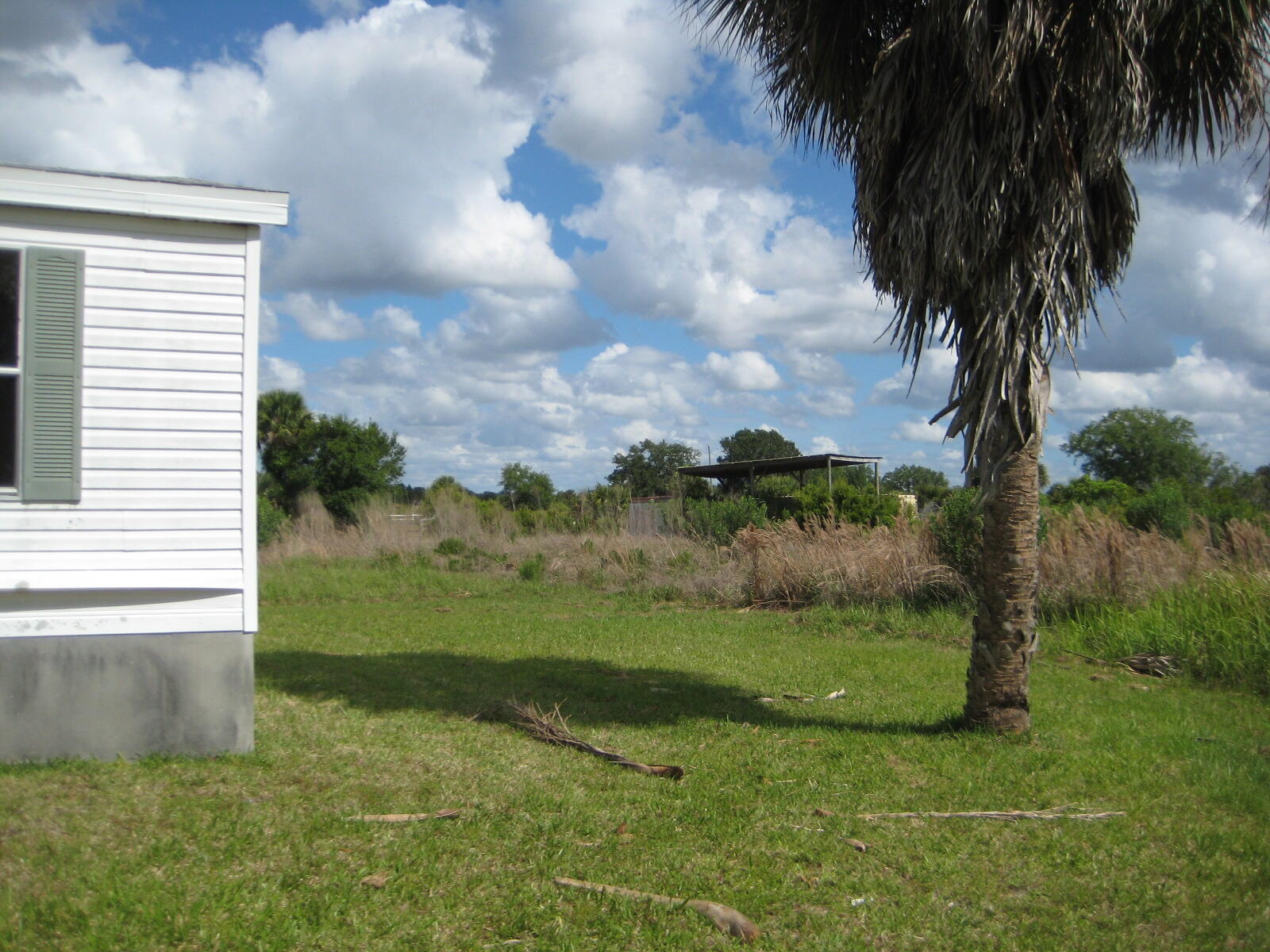 LOTS 0 & P OF TRACT 1 EAST 1/2 OF THE SOUTH 1/2 OF - Residential