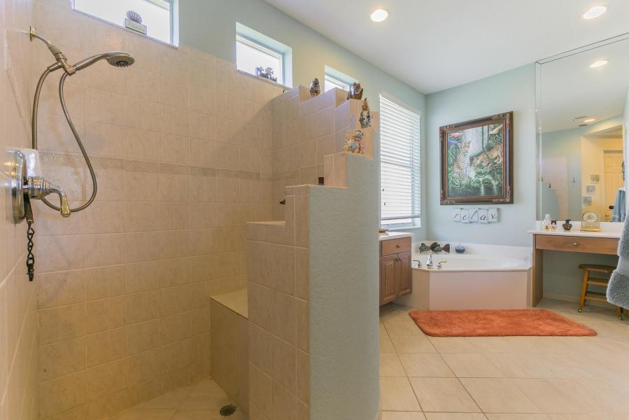 JOG ESTATES - SANDHURST - Residential