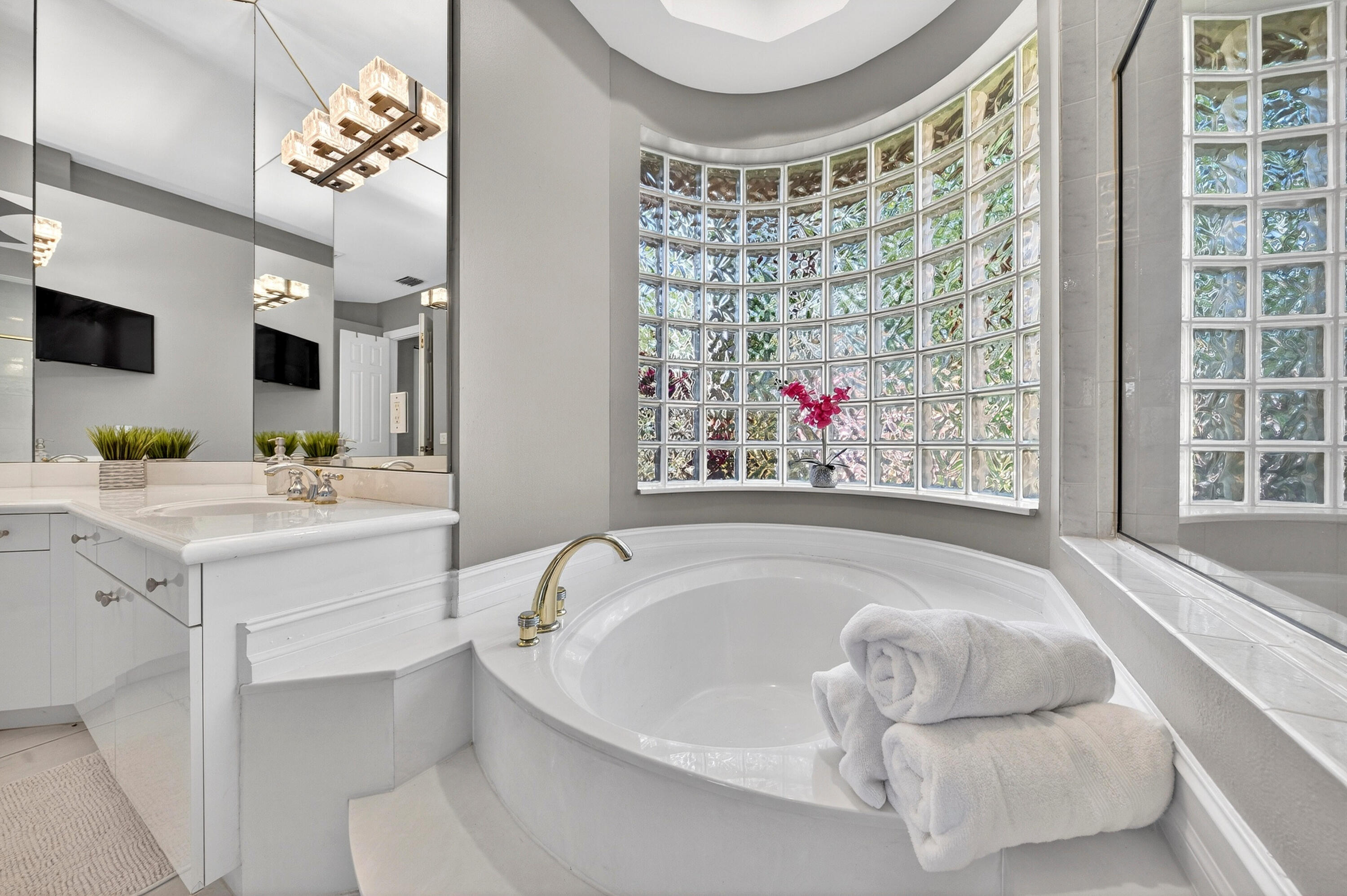 FOX RIDGE - Residential