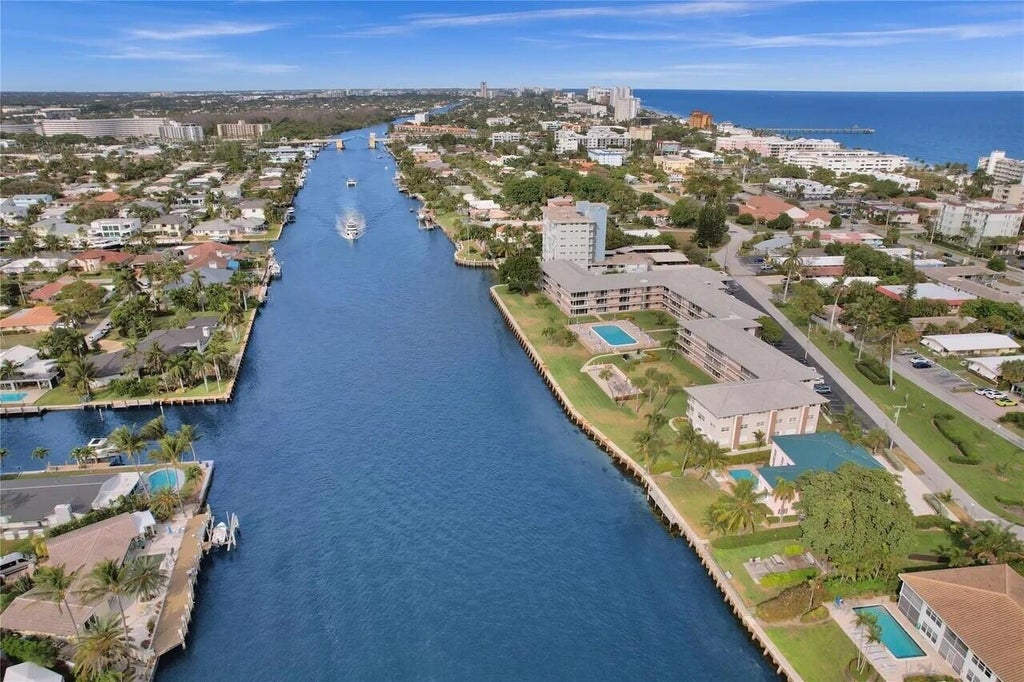Photo of 745 SE 19th Avenue #314, Deerfield Beach, FL 33441 (MLS # F10550915)