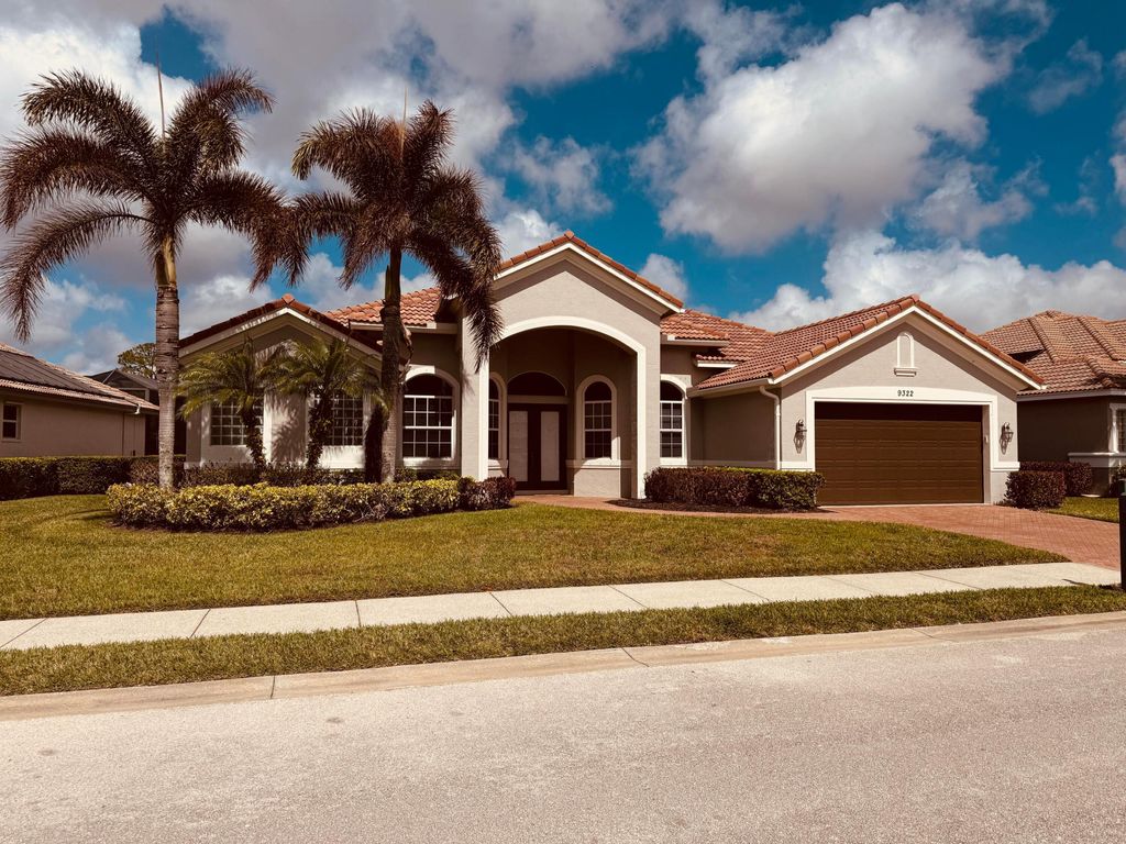 Photo of 9322 Briarcliff Trace, Port Saint Lucie, FL 34986 (MLS # B26015577)
