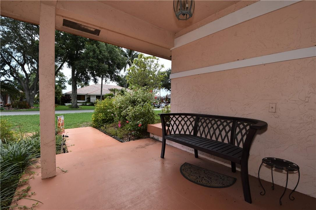 Golf-Tam Village 119-18 B - Residential