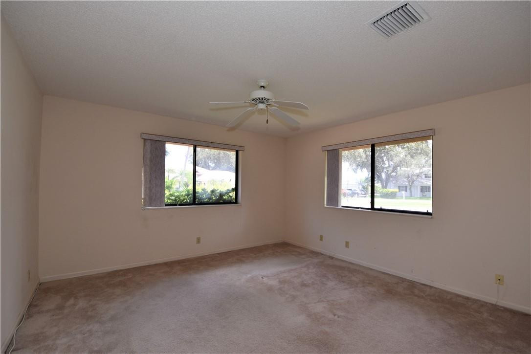 Golf-Tam Village 119-18 B - Residential
