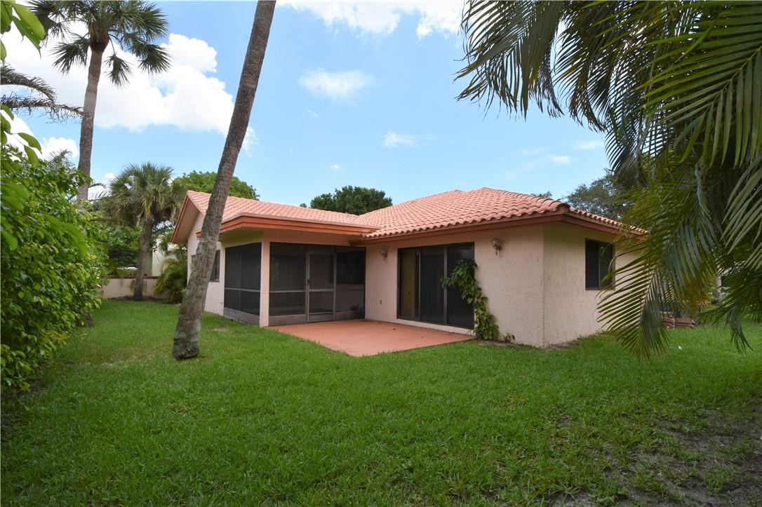 Golf-Tam Village 119-18 B - Residential